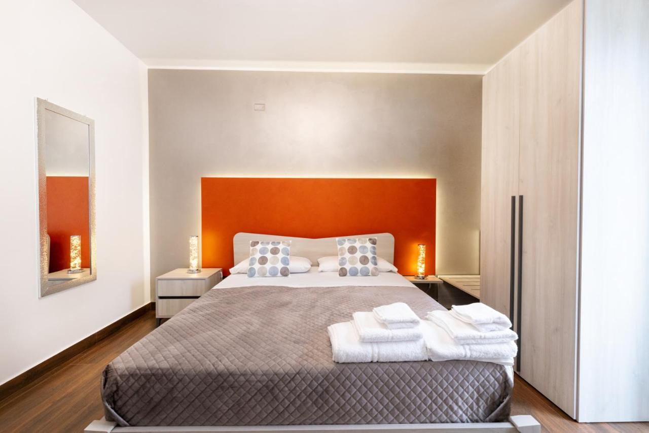 Zaffiro Lavico Rooms Etna Nature Sea อาชิเรอาเล ภายนอก รูปภาพ