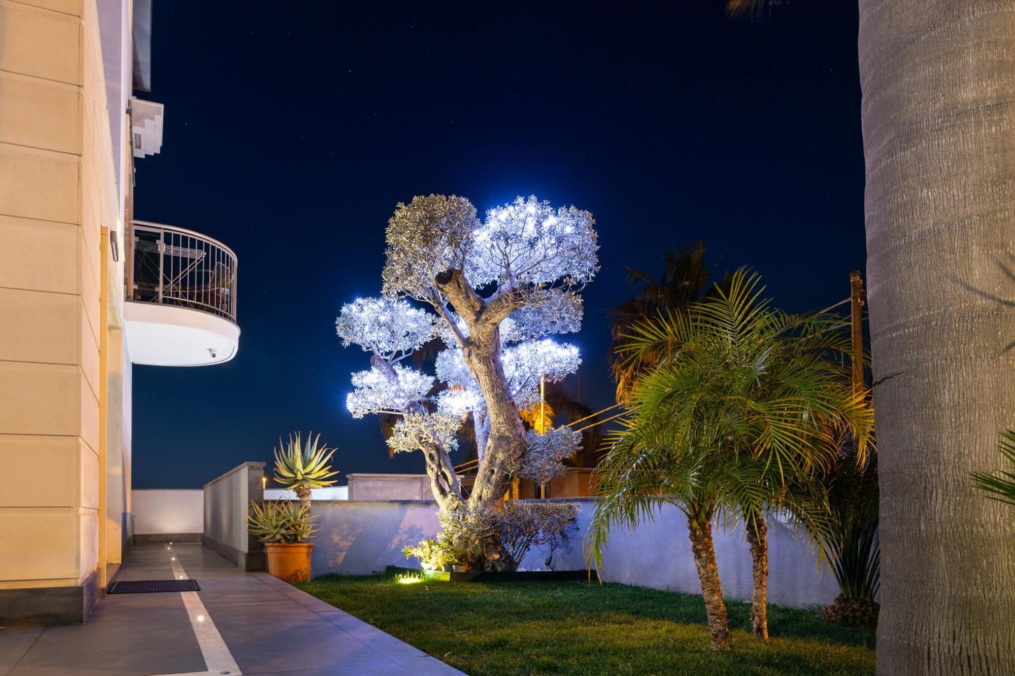 Zaffiro Lavico Rooms Etna Nature Sea อาชิเรอาเล ภายนอก รูปภาพ